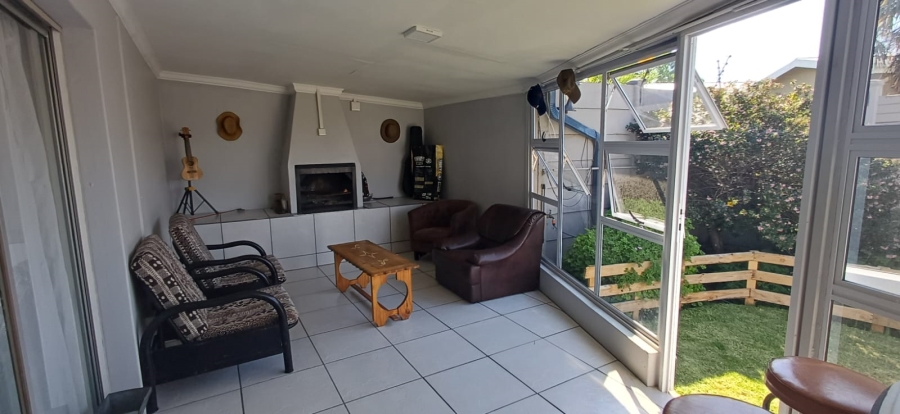 5 Bedroom Property for Sale in Morelig Free State